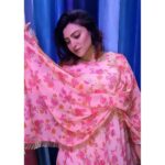 Aleeza Khan Instagram - Don’t worry if people think you’re crazy. You are crazy. You have that kind of intoxicating insanity that lets other people dream outside of the lines and become who they’re destined to be.” Mumbai, Maharashtra