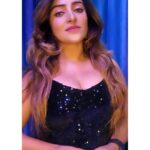 Aleeza Khan Instagram - ♥️♥️ Do today's duty, fight today's temptation; do not weaken and distract yourself by looking forward to things you cannot see, and could not understand if you saw them. ♥️♥️ #loveyourself #business #quoteoftheday #positivity #fitfam #motivational #sport #photooftheday #photography #healthylifestyle #healthy #quote #gymlife #yourself #instadaily #art #muscle #inspire #selfcare #fashion #smile #weightloss #gymmotivation #beautiful #exercise #nature #personaltrainer #strong #picoftheday #lifequotes