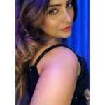 Aleeza Khan Instagram - ♥️♥️ Do today's duty, fight today's temptation; do not weaken and distract yourself by looking forward to things you cannot see, and could not understand if you saw them. ♥️♥️ #loveyourself #business #quoteoftheday #positivity #fitfam #motivational #sport #photooftheday #photography #healthylifestyle #healthy #quote #gymlife #yourself #instadaily #art #muscle #inspire #selfcare #fashion #smile #weightloss #gymmotivation #beautiful #exercise #nature #personaltrainer #strong #picoftheday #lifequotes