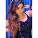 Aleeza Khan Instagram - ♥️♥️ Do today's duty, fight today's temptation; do not weaken and distract yourself by looking forward to things you cannot see, and could not understand if you saw them. ♥️♥️ #loveyourself #business #quoteoftheday #positivity #fitfam #motivational #sport #photooftheday #photography #healthylifestyle #healthy #quote #gymlife #yourself #instadaily #art #muscle #inspire #selfcare #fashion #smile #weightloss #gymmotivation #beautiful #exercise #nature #personaltrainer #strong #picoftheday #lifequotes
