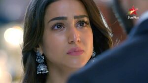 Amandeep Sidhu Instagram - Posted @withregram • @starplus Raunaq ne milaayi hai do behenon ke rishtey mein kadwaahat. Ab kis hadd tak jaayegi Chandni, milaane iss rishtey mein wo pehle jaisi mithaas?

Dekhiye,
#Chashni, Somvaar se Ravivar, raat 11 baje, StarPlus aur Disney+ Hotstar par.

@amandeep_sidhu___ @srishtisingh02 @saiketanrao @aryannarora @hitanshujinsi @sandiipsikcand
