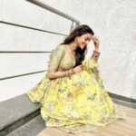 Amandeep Sidhu Instagram - 🌙 . @anusoru @nidhikurda . #amandeepsidhu #chandni #chashni