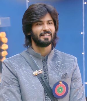 Amardeep Chowdary Instagram - A smile that steals the spotlight..

Outfit : @nsdesignerstudios 
Stylist : @harinireddym 

#amardeep #supportamardeep #biggboss7telugu #starmaa