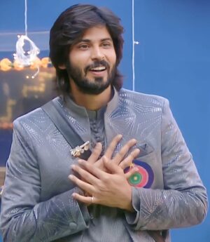 Amardeep Chowdary Instagram - A smile that steals the spotlight..

Outfit : @nsdesignerstudios 
Stylist : @harinireddym 

#amardeep #supportamardeep #biggboss7telugu #starmaa