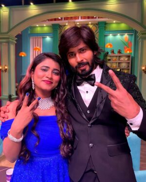 Amardeep Chowdary Instagram - Mass Raja 💣@amardeep_chowdary ❤️❤️
The Runner of BIGGBOSS Season 7 💣

Outfit : @pari.designers_ 👗

#biggboss7 #biggboss7buzz #biggboss7buzzz #telugubiggboss #biggbosstelugu #biggbosstelugu7 #biggboss7telugu #geeturoyal #exitinterview #biggbosstelugubuzz