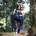 Amika Shail Instagram - Subho durgashtami ❤️ . . Travel partner @teamtrippova Accomodation by @spinoratravelco Click by @riyas_kanthapuramphotography @riginrosh . . #AmikaShail #durgapuja #mahashtami #ashtami #puja #festival