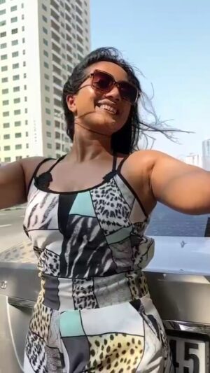 Amika Shail Instagram - Jaldi focus Karo 📸
.
.
.
#AmikaShail #reels #reel #trendingnow #explore