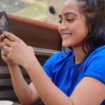 Amika Shail Instagram - Giggles 😉🌍 . . . #AmikaShail #candid #instamood #ootd #instagood #instadaily