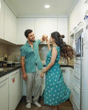 Amruta Deshmukh Instagram - May joy be the only emotion that stays in our house. 🩵 Have a lovely Sunday. 💫
•
•
📸 @shrutisbagwe 
MUA: @saurabh_kapade 
Styled by: @tanmay_jangam 
Wearing: @cottoncottageindia