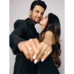 Amruta Deshmukh Instagram – “I came here tonight because when you realize you want to spend the rest of your life with somebody, you want the rest of your life to start as soon as possible.” 
~When Harry Met Sally
•
#Engaged #ForeverTogether 
•
Pictures by: @shrutisbagwe 
Hair and MUA: @saurabh_kapade 
Prasad’s styling: @tanmay_jangam Wearing: @chetansachala