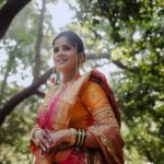 Amruta Deshmukh Instagram - Portraits of Amruta on her wedding day. ❤️✨ Makeup- @saurabh_kapade Decor- @panachedecorsofficial #bride#portrait#chasinglight#canon#canonphotography Nature Fun Resort