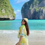 Anahita Bhooshan Instagram - I will never get tired of this view 🏝 . . #beach #beachlife อ่าวมาหยา Maya Bay, Krabi