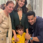 Anita Hassanandani Instagram - Happy Diwali 🪔