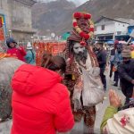 Anjali Arora Instagram – Heaven in one frame 🙏🏻🧿🫶🏻 #anjaliarora #kedarnath #kedarnath_dham #temple #bhairavnath #dreamdestination