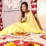 Anjali Tatrari Instagram – Where there is a saree, there is elegance.

 📸 – @parmarphotography1 
 💄 – @akash_makeupartist 
 💇‍♀️ – @ansari_hairmakeupartist 

#yuvikamahajan #vanshaj #sonysab #anjalitatrari Umargam, Gujarat, India
