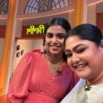 Ankita Bhattacharyya Instagram - I got an opportunity to meet this lill miss Talented on #didino1 ‘s set..My Maa is a big fan of her but now I am also her fan..god bless you ..hope to see you soon😍 #didino1 #zeebangla #talent #instagood #instadaily DRR Studio Rajarhat