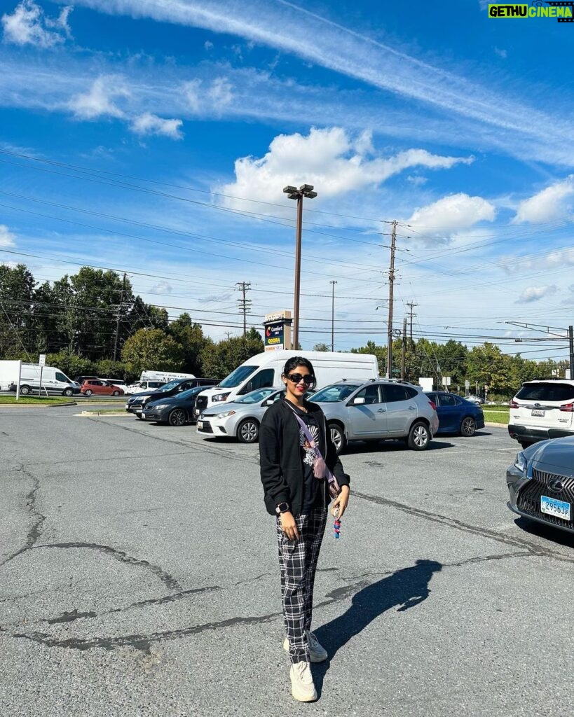 Ankita Bhattacharyya Instagram - Hum Aye Hain 🤭 Washington DC Main 🫣 Washington DC, Maryland, Virginia