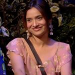 Ankita Lokhande Instagram - We are PHOOL-Y in love with her 🌸 Keep our queen safe. Vote for #AnkitaLokhande on the @officialjiocinema app. Voting lines will close on Friday at 10am!💪🏻 Credits:- Jewellery: @cherryblossoms.designs @justlilbling Styled By: @hemlataa9 @stylebyhemlataa Assisted By: @saloni142_ @colorstv @beingsalmankhan @officialjiocinema @endemolshineind #AnkitaLokhande #Ankita #BBQueenAnkita #AnkitaIsTheBoss #VoteForAnkita #BiggBoss #BB17 #DilDimaagAurDum #Colors #SalmanKhan #JioCinema