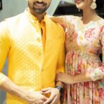 Ankita Mallick Instagram - মা দুর্গার আসতে মাত্র কিছুদিন বাকি, পুজোর কেনাকাটাতে তাই আর দেওয়া যাবেনা ফাঁকি, Style bazaar এর “পুজোর সেরা সাজ” দিয়ে, উঠবে মন মেতে, ঢাক ফুচকা আড্ডা আর প্যান্ডেল হপিং নিয়ে।। @style.baazar Thanks to @wonderz_entertainment for the association. #Stylebaazar #pujorserasaaj #durgapujo #festivecollections #fashion