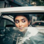 Ankita Mallick Instagram - || P A U S E || #potrait #instagood #instadaily #instafashion #instalike #ootd #fashion #style #explore Kolkata - The City of Joy