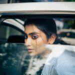 Ankita Mallick Instagram - || P A U S E || #potrait #instagood #instadaily #instafashion #instalike #ootd #fashion #style #explore Kolkata - The City of Joy
