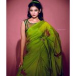 Ankita Mallick Instagram - @_ankita_mallick_ x @rudra_saha_official Make-up @priyanka_paul_pro_makeupartist Hair @rohini_aich_rohh Styling assistant @subir.love Photo @tanmoy_adhikary #blacksaree #blackblouse #ankitamallick #rudrasaha #kolkata #tollywood #blacklover #blacksaree #indianstyle #silverjewelry #puresilver #styling #rudrasahaofficial #sareedraping
