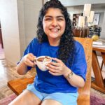 Anshula Kapoor Instagram – This weather’s got me craving hot chocolate.. so just gracing your feed with photos of me sipping the best hot chocolate I’ve had this year, toothy chocolate filled smile and all 🤓🍫 The Westin Resort & Spa, Himalayas