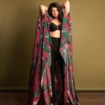 Anshula Kapoor Instagram - Sometimes you just gotta trust @ruchikrishnastyles’s gut. I’m glad I (mostly) do.. because it’s not about showing my body or wearing “less” or “more” clothes. It’s about me being comfortable with who I am, in what I’m wearing. So that even when Ruchi & Mohit make me dive out of my comfort zone, I still feel like “me”, and it helps me stretch the boundaries of what I define as my “comfort zone”. This is a thank you post to the team that always brings their A game for me 🤍 Styled by - @mohitrai with @ruchikrishnastyles @teammrstyles Assisted by - @muskanduaaa Photography - @visualaffairs_va Makeup - @aashna_shah , with assistance from @tarang.lodha Hair - @hairby_shivanik Cape - @limerickofficial @amigos.rizwan Accessories - @amrapalijewels @elsolstrategicconsultants Shoes - @stuartweitzman Bra - @nykdbynykaa