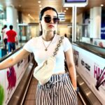 Anushka Kaushik Instagram - Is this too basic?? . . . 💼 🕶️: @accessorizeindiaofficial . . #basic #basicfit #basiclook #look #ootd #ootdfashion #lookoftheday #basics #airportlook #travelforlife #travelforwork #AnushkaKaushik #accessorizer #accessorizeindia #accessorizelondon Mumbai, Maharashtra