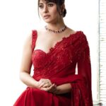 Aparna Dixit Instagram - Gulab🌹 . . Shoot concept & creative Direction: @thebridesofindia @mansidhanak Hair by: @makeupbypompy Makeup by: @mallika_bhat Makeup products: @Nourrbymallikabhat On set styling: @stylebysugandhasood Location: @westinmumbaipowai Outfit: @Premyabymanishii Jewellery: @rimayuO7 Photography by: @harshphotography11 Production: @mansidhanak @vinavb @mehtaakshit @revurgeofficial #Thebridesofindia ❤️🧿✨✨ The Westin Mumbai Powai Lake