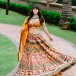 Aparna Dixit Instagram - There’s something about a good Indian lehenga, do you agree? Shoot concept & creative Direction: @thebridesofindia @mansidhanak Makeup products: @Nourrbymallikabhat Hair by: @makeupbypompy Makeup by: @mallika_bhat Outfit: @rockystarofficial Jewellery: @rimayuO7 Production: @mansidhanak @vinavb @mehtaakshit @revurgeofficial Location: @westinmumbaipowai Photography by : @seventybytwo On set styling: @stylebysugandhasood @micu_28_ #TheBridesOfIndia 💗🧿