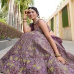 Aparna Dixit Instagram - Calm before the stormy baarat ka dance 💃🏻 To bring home #merebrotherkidulhan #arang . Wearing @showshaa @vblitzcommunications Jewellery @indianjewellery999 Styled by @nisha_shah__ HMU @pallavi_makeovers_pmo Clicked by @realaceproductions Coordinated by @hub_of_branding Delhi, India
