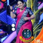 Archana Chandhoke Instagram - Ithu Acchuma Vibe-uh...!!!❤‍🔥💯 Saregamapa Lil Champs | Devotional Round | Saturday And Sunday at 7pm. #SaregamapaLilChamps3 #SaregamapaLilChamps #Abhirami #Saindhavi #SriNivas #Mano #Archana #SathishAndBand #ZeeTamil