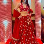 Archana Gautam Instagram - सपना एक देखों, मुश्किलें सौ आएगी, वह पल बहुत सुंदर होगा, जब कामयाबी शोर मचाएगी.. styling by - @stylingcityy outfit by - @krupa_jain Event - @ballyscasinocolombo #archanagautam #indianwedding #indiangirl Colombo, Srilanka