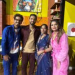Archana Gautam Instagram - First time mummy #entertainmentkiraathousefull mein aayi hai , thank you so much mummy @sunita_gautam05 @colorstv @gulshanofficial06 India