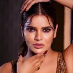 Archana Gautam Instagram - Brown Cinderella look 🤗 💄MUA , Hair & Styling :- @nehaadhvikmahajan 👗Gown :- @neerusindia India