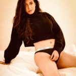 Archana Singh Rajput Instagram - Hot body. Strong mind. Outfit : @calvinklein Clicked by: @yash_bhatwal_photography Makeup and hair: @facestoriesbytabrezkhan Location: @theorchidhotel_mumbai #style #love #passion #cute #girl #fashioninsta #beauty #blogger #instapic #instadaily #instagood #instalike #archanasinghrajput #instagram#music #gratitude #actress #model #mumbai #india @rajput_archanasingh Mumbai, Maharashtra