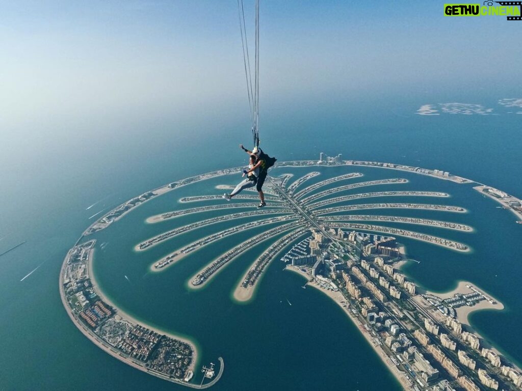 Ariah Agarwal Instagram - I kissed the sky 🪂💙 . . . - Sky dive, 2023. Skydive Dubai