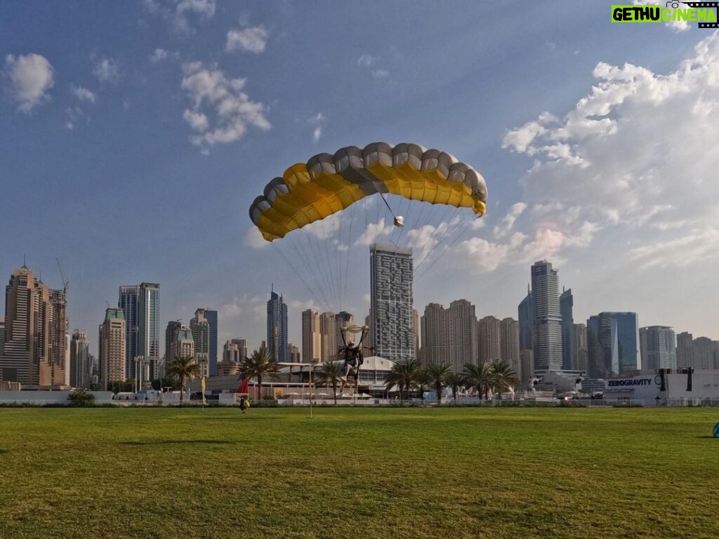 Ariah Agarwal Instagram - I kissed the sky 🪂💙 . . . - Sky dive, 2023. Skydive Dubai
