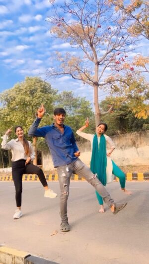 Aseema Panda Instagram - Tk dance haejau 🫶
.
.
#mrrout #mrroutfan #mrroutfanclub #amaniabagha🐅 #amaniabagha