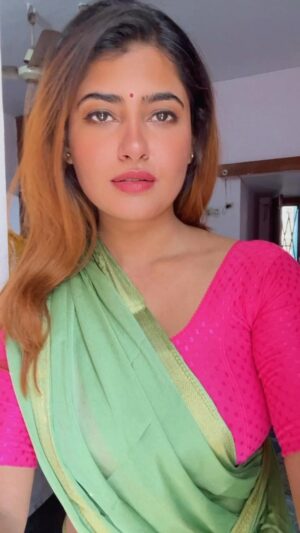 Ashima Narwal Instagram - 🤓

#ashima #ashimanarwal #ashimanarwalsaree#tollywoodactress #kollywoodactress #ᴛᴏʟʟʏᴡᴏᴏᴅ #kolllywoodmovies #misssydney #misselegance #indiansarees #sareessofrohtak #rohtak ##rohtakcity #goldenhair #magentasaree #ig_india #ig_channai #ig_banglore #ig_mumbai