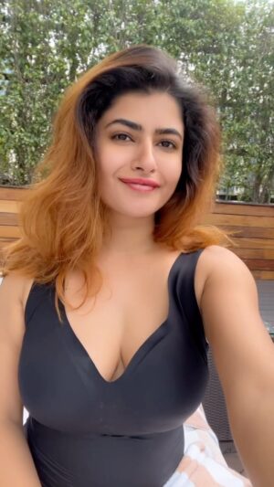 Ashima Narwal Instagram - December Diaries (2023)
“A university degree, four books & hundreds of articles and I stil make mistakes when reading. You wrote me “Good morning” & I read it as “I love you”.
-Mahmoud Darwish

Love 

Ash 

#loveashima #ashima #ashimanarwal #misssydneyaustralia #ig_indiashots #ig_hyderabad #ig_sydney #coldswims #waterbaby🐳 #morningswim #winterinindia #ᴛᴏʟʟʏᴡᴏᴏᴅ #indianartists #ig_delhi #influencerindia #igersofindia