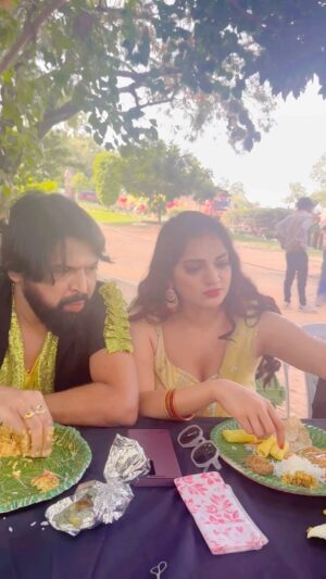 Ashwini Sree Instagram - A brother is a friend to the sprite and gift 🎁 to the heart!! You’re most awaited combo is here for you all❤️🤗✅ 
Dress courtesy: @yamini_vanga 

#brother #brothers #brothersisterlove #brothersister #brotherlove #bigboss #bigboss7 #bigbosstelugu #good #goodvibes #loveislove #love #bond #strong #strongbonds #foodporn #foodie #foodphotography #shooting #shoot #actor #actorslife #actress #streetstyle #trending #bhole #bigboss7telugu