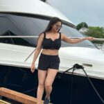 Ashwini Sree Instagram - Fresh air🔥fresh vibes🐎 #fresh #air #freshvibes #holiday #holidays #black #bigboss #bigboss7 #bigbosstelugu #bigboss7telugu #ashwini #ashwinisree #ashwinisree #pose #positivevibes #positivity #tollywood #tollywoodactress #actor #actorslife #dimple #ashu #noedit #happy #explorepage