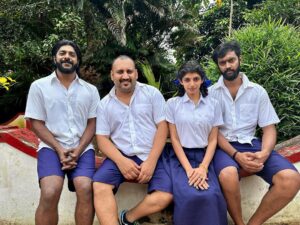 Aswathy Sreekanth Instagram - Coming soon 😁 

#chakkappazham #flowerstv #shoottime