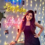 Athulya Ravi Instagram - Every year when I receive all of your wishes & blessings on my birthday there is a strange feeling that cant be put in words ! Thankful and grateful to each one of you made my birthday more beautiful ❤️ #feelingblessed #grateful #youallaremyfamily ❤️❤️