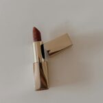 Avantika Hundal Instagram - Here’s an everyday shade for you from @esteelauderin I’m wearing shade 561 intense nude