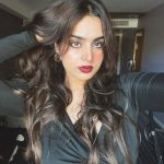 Ayesha Khan Instagram - Make eye contact.