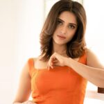 Ayesha Zeenath Instagram - 🧡 . . @camerasenthil @makeup_by_kez @zol_studio @shalini_hairartist @rrajeshananda @rotr.chennai #rare #photoshoot #work #ayesha