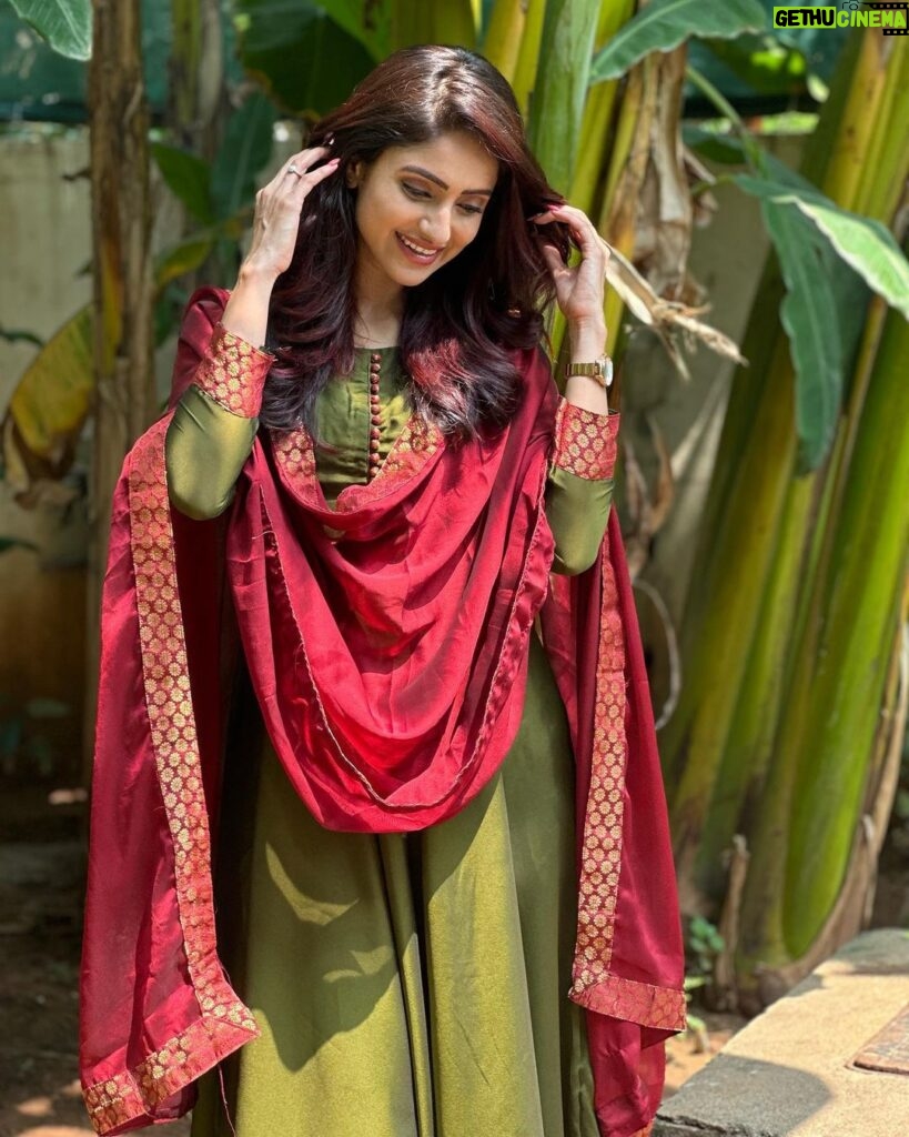 Ayesha Zeenath Instagram - 💞 : : Wearing @tag_a_clothing_brand 💞
